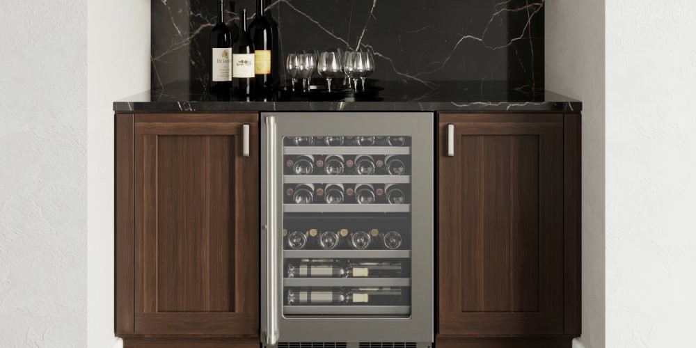 TCL 24-inch Freestanding 46-Bottle Dual Zone Wine Chiller W522F